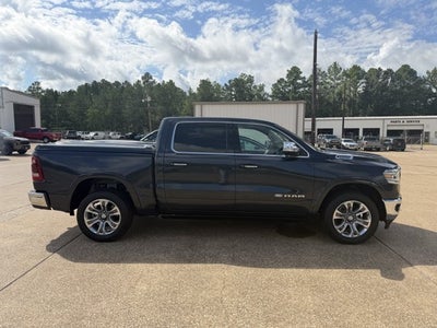 2020 RAM 1500 Laramie Longhorn Crew Cab 4x4 5'7' Box