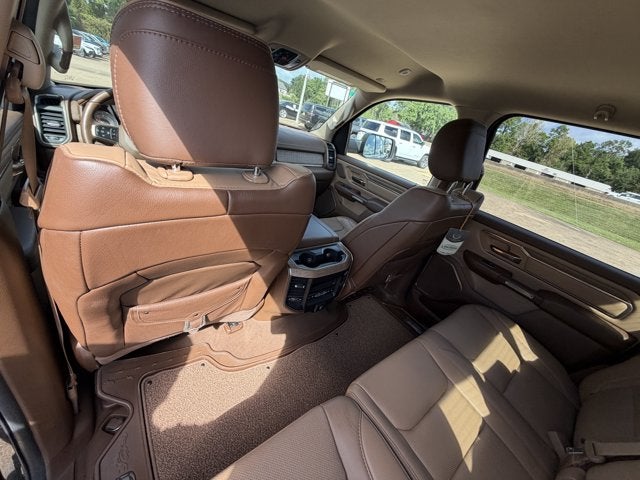 2020 RAM 1500 Laramie Longhorn Crew Cab 4x4 5'7' Box