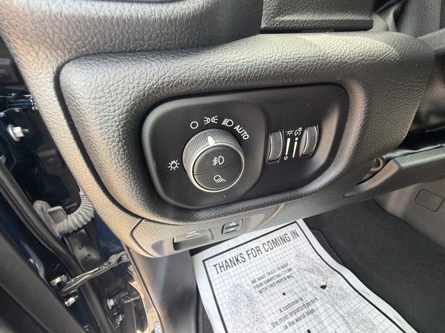 2022 RAM 1500 Laramie Crew Cab 4x4 6'4' Box
