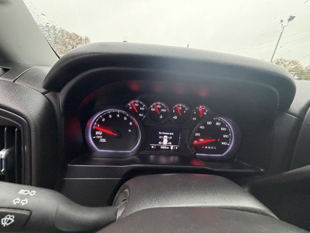 2023 Chevrolet Silverado 1500 2WD Crew Cab Short Bed Custom