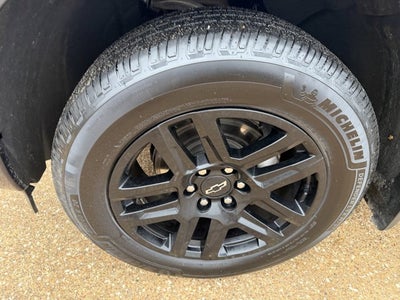 2023 Chevrolet Silverado 1500 2WD Crew Cab Short Bed Custom