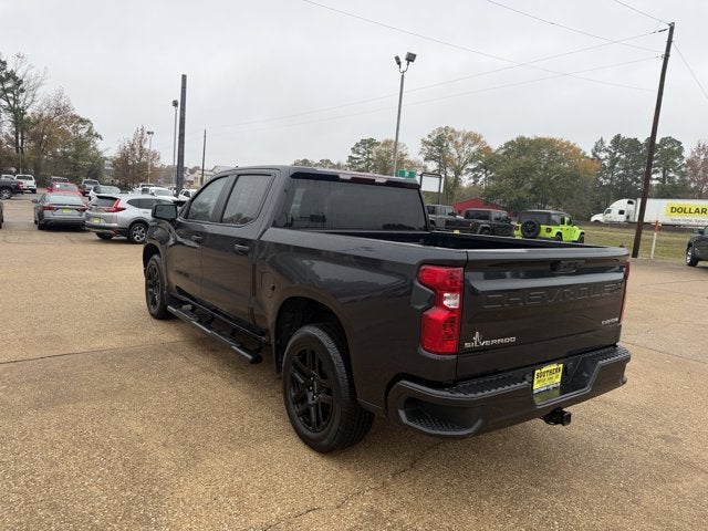 2023 Chevrolet Silverado 1500 2WD Crew Cab Short Bed Custom