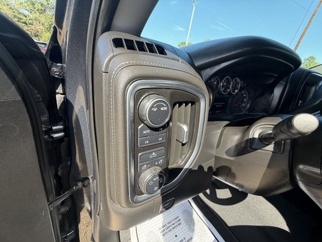 2021 Chevrolet Silverado 1500 4WD Crew Cab Short Bed LT
