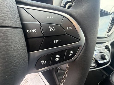 2027 Chrysler Pacifica PACIFICA SELECT