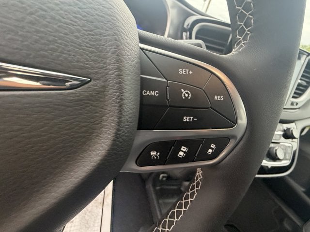 2026 Chrysler Voyager VOYAGER LX