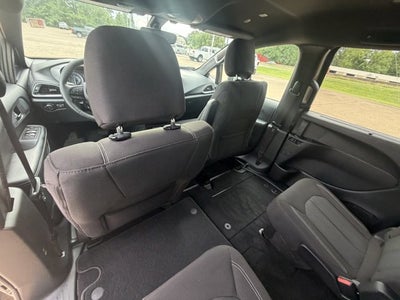 2020 Chrysler Pacifica Touring