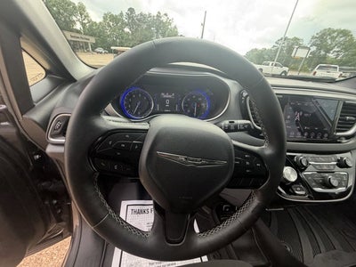 2020 Chrysler Pacifica Touring