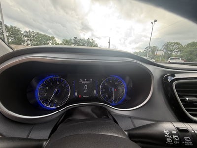 2020 Chrysler Pacifica Touring