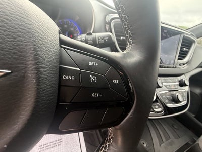 2020 Chrysler Pacifica Touring
