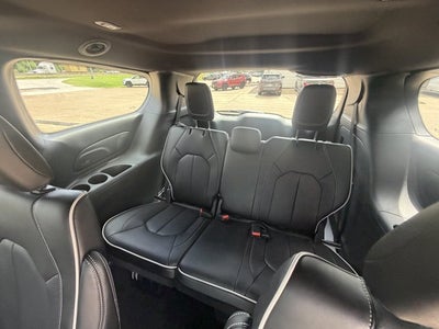 2027 Chrysler Pacifica PACIFICA LIMITED
