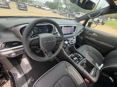 2027 Chrysler Pacifica PACIFICA LIMITED