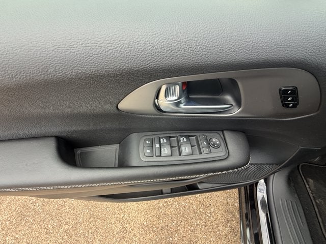 2027 Chrysler Pacifica PACIFICA LIMITED