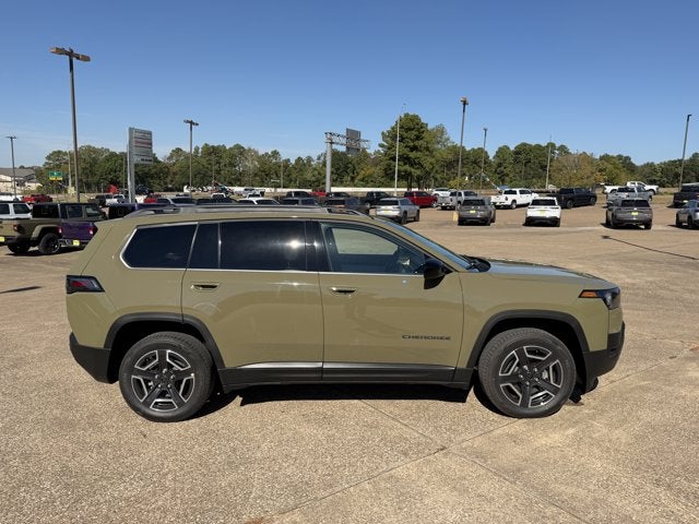 2027 Jeep Cherokee CHEROKEE LAREDO 4X4