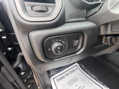 2026 RAM 2500 RAM 2500 BLACK EXPRESS CREW CAB 4X4 6'4' BOX