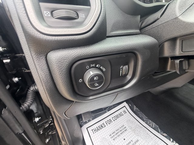 2026 RAM 2500 RAM 2500 BLACK EXPRESS CREW CAB 4X4 6'4' BOX