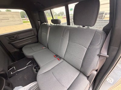 2026 RAM Ram 2500 RAM 2500 BLACK EXPRESS CREW CAB 4X4 6'4' BOX