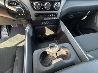 2025 RAM Ram 1500 RAM 1500 LONE STAR CREW CAB 4X2 5'7' BOX