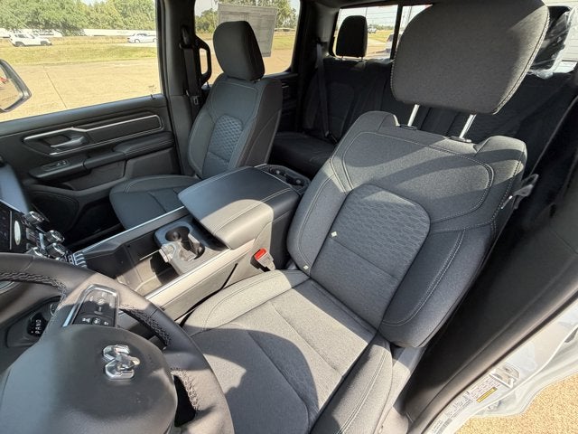 2025 RAM Ram 1500 RAM 1500 LONE STAR CREW CAB 4X2 5'7' BOX