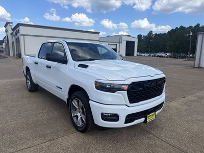 2026 RAM 1500 RAM 1500 EXPRESS CREW CAB 4X2 5'7' BOX