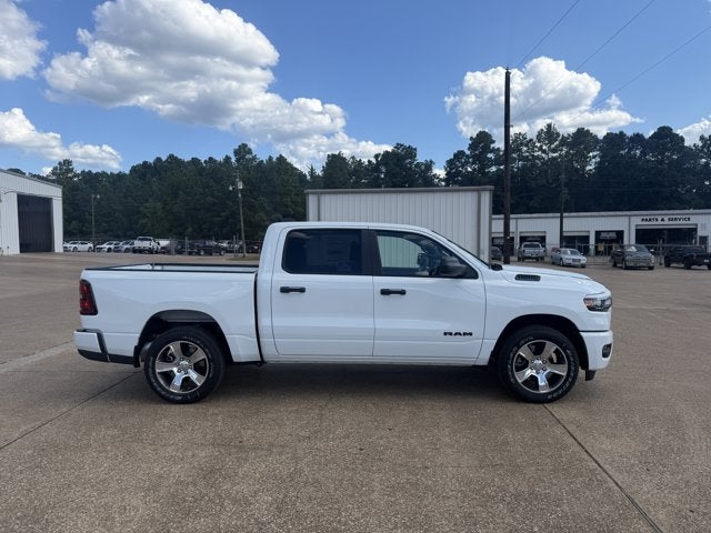 2026 RAM 1500 RAM 1500 EXPRESS CREW CAB 4X2 5'7' BOX