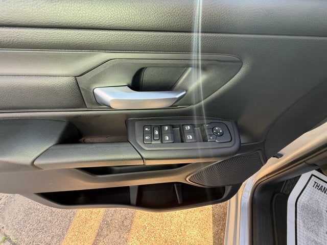 2027 RAM Ram 1500 RAM 1500 EXPRESS CREW CAB 4X2 5'7' BOX