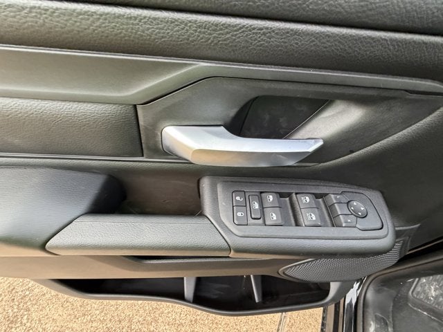 2025 RAM Ram 1500 RAM 1500 TRADESMAN CREW CAB 4X2 5'7' BOX