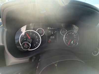 2027 RAM Ram 1500 RAM 1500 EXPRESS CREW CAB 4X2 5'7' BOX