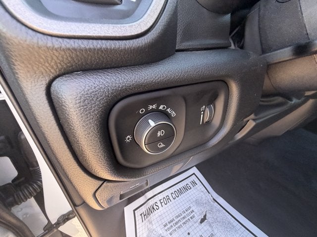 2027 RAM Ram 1500 RAM 1500 EXPRESS CREW CAB 4X2 5'7' BOX