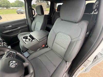 2026 RAM Ram 1500 RAM 1500 EXPRESS CREW CAB 4X2 5'7' BOX