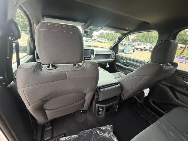 2026 RAM Ram 1500 RAM 1500 EXPRESS CREW CAB 4X2 5'7' BOX