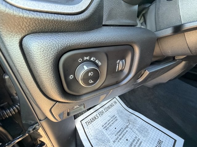 2027 RAM Ram 1500 RAM 1500 EXPRESS CREW CAB 4X2 5'7' BOX
