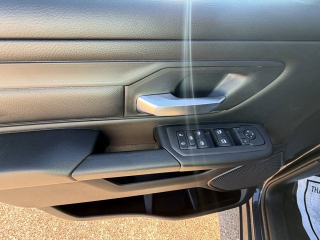 2027 RAM Ram 1500 RAM 1500 EXPRESS CREW CAB 4X2 5'7' BOX