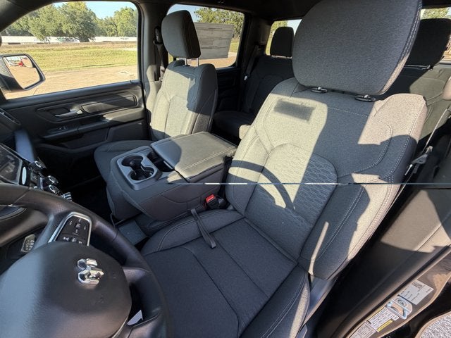 2027 RAM Ram 1500 RAM 1500 EXPRESS CREW CAB 4X2 5'7' BOX