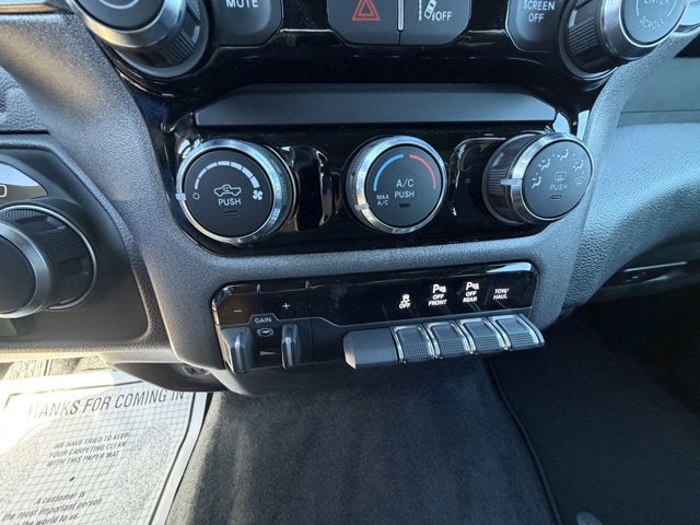 2025 RAM Ram 1500 RAM 1500 TRADESMAN CREW CAB 4X4 5'7' BOX