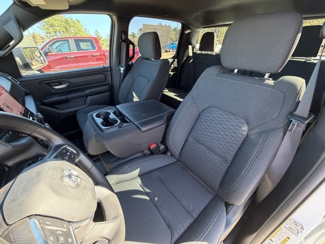 2025 RAM Ram 1500 RAM 1500 TRADESMAN CREW CAB 4X4 5'7' BOX