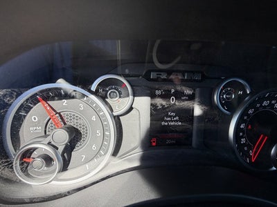 2025 RAM Ram 1500 RAM 1500 TRADESMAN CREW CAB 4X4 5'7' BOX