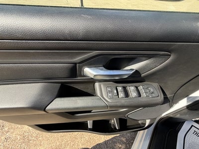 2025 RAM Ram 1500 RAM 1500 TRADESMAN CREW CAB 4X4 5'7' BOX