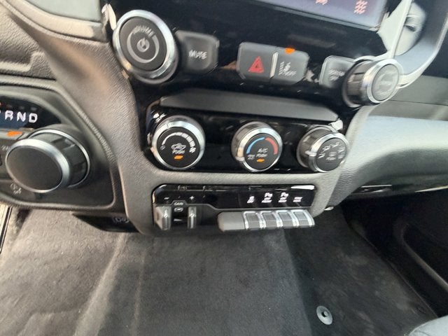 2025 RAM Ram 1500 RAM 1500 TRADESMAN CREW CAB 4X4 5'7' BOX