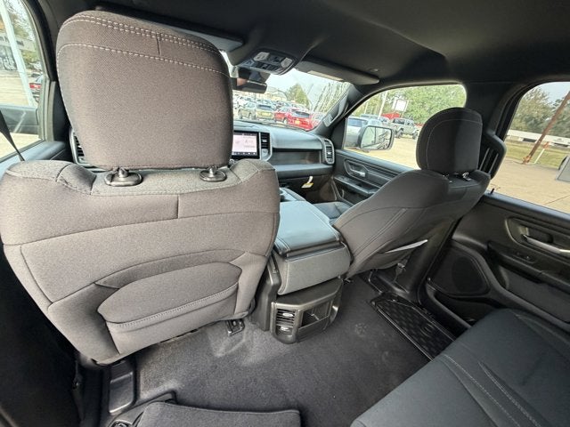 2025 RAM Ram 1500 RAM 1500 TRADESMAN CREW CAB 4X4 5'7' BOX