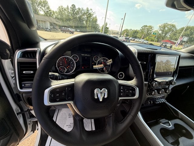 2027 RAM Ram 1500 RAM 1500 LONE STAR CREW CAB 4X4 5'7' BOX