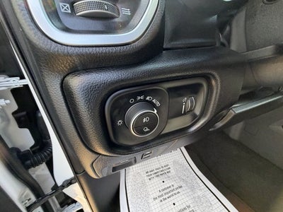 2027 RAM Ram 1500 RAM 1500 LONE STAR CREW CAB 4X4 5'7' BOX