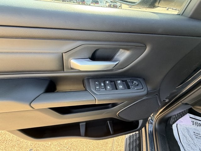 2027 RAM Ram 1500 RAM 1500 EXPRESS CREW CAB 4X4 5'7' BOX