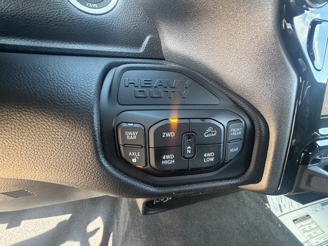2026 RAM 2500 RAM 2500 TRADESMAN CREW CAB 4X4 6'4' BOX
