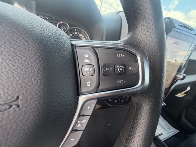 2026 RAM 2500 RAM 2500 TRADESMAN CREW CAB 4X4 6'4' BOX