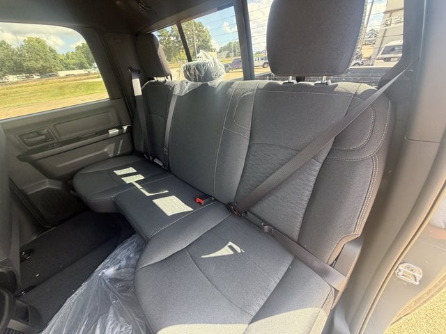 2026 RAM 2500 RAM 2500 TRADESMAN CREW CAB 4X4 6'4' BOX