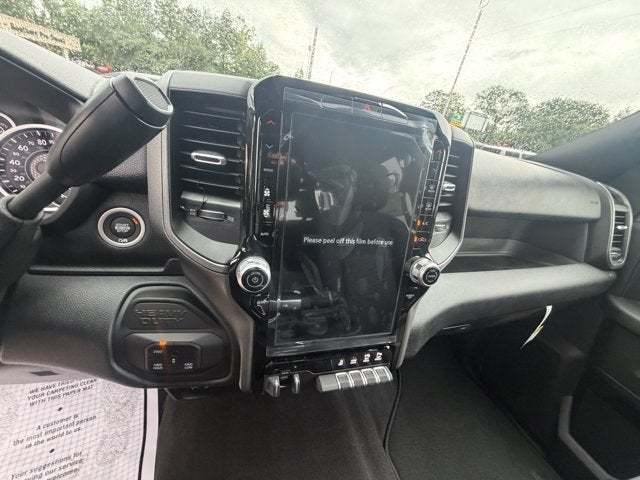 2026 RAM Ram 2500 RAM 2500 BLACK EXPRESS CREW CAB 4X4 6'4' BOX