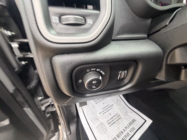 2026 RAM Ram 2500 RAM 2500 BLACK EXPRESS CREW CAB 4X4 6'4' BOX