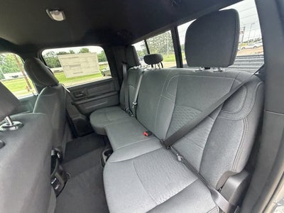 2026 RAM Ram 2500 RAM 2500 BLACK EXPRESS CREW CAB 4X4 6'4' BOX