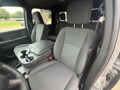 2026 RAM Ram 2500 RAM 2500 BLACK EXPRESS CREW CAB 4X4 6'4' BOX
