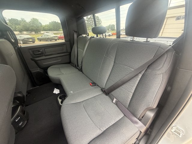 2026 RAM 2500 RAM 2500 BLACK EXPRESS CREW CAB 4X4 6'4' BOX